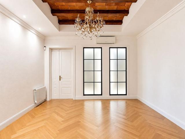 Piso en venta en calle De Aribau, Barcelona, de 107 m² 3 habitaciones por 750.000