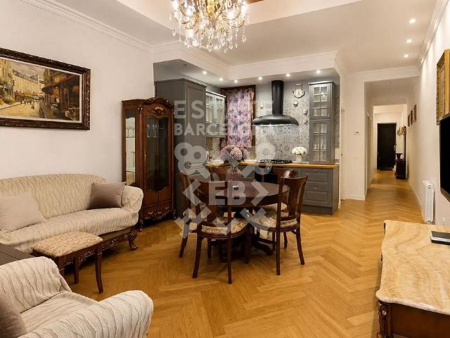 Piso en venta en calle De Aribau, Barcelona, de 116 m² 3 habitaciones por 730.000