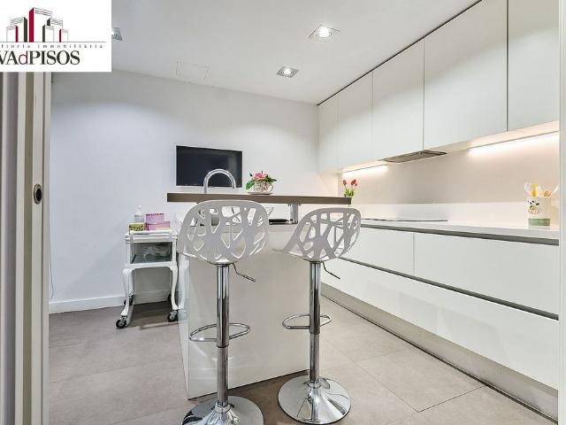 Piso en venta en calle De Balmes, Barcelona, de 102 m² 2 habitaciones por 780.000