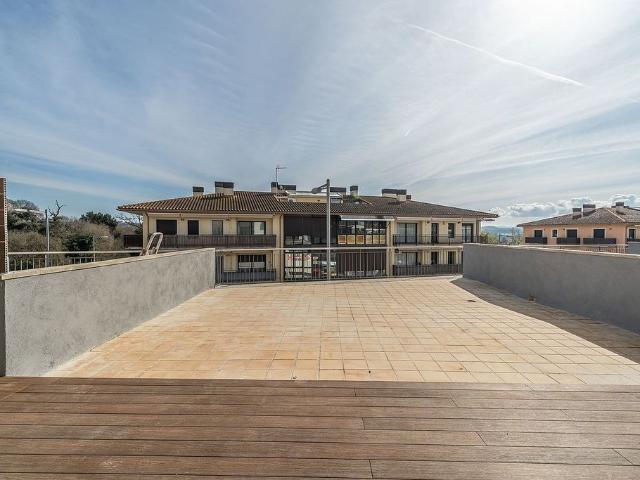 Piso en venta en calle De Barcelona, Santa Eulàlia de Ronçana, de 69 m² 2 habitaciones por 289.000