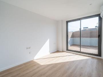 Piso en venta en calle De Barcelona, Santa Eulàlia de Ronçana, de 84 m² 3 habitaciones por 295.000