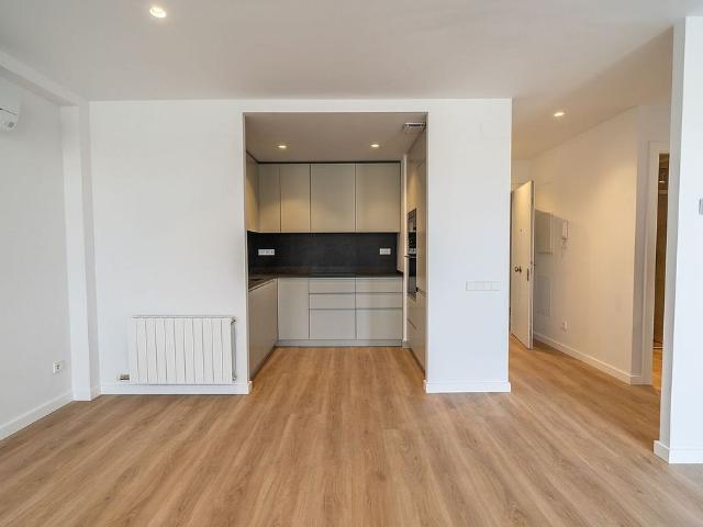 Piso en venta en calle De Barcelona, Santa Eulàlia de Ronçana, de 84 m² 3 habitaciones por 279.000