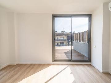 Piso en venta en calle De Barcelona, Santa Eulàlia de Ronçana, de 98 m² 3 habitaciones por 360.000
