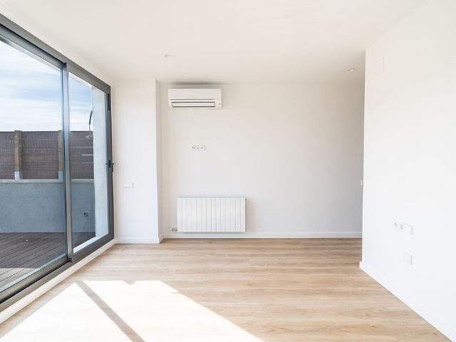 Piso en venta en calle De Barcelona, Santa Eulàlia de Ronçana, de 98 m² 3 habitaciones por 325.000