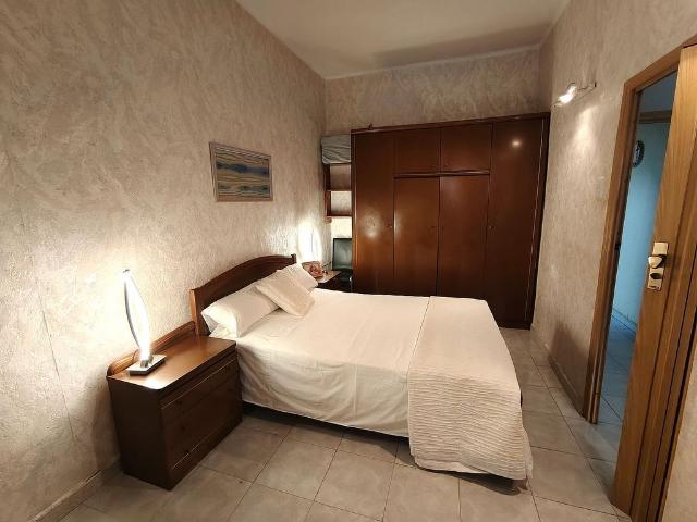 Piso en venta en calle De Béjar, Barcelona, de 43 m² 2 habitaciones por 225.000