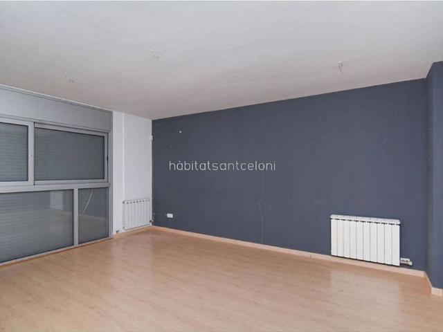 Piso en venta en calle De Bellavista, Sant Celoni, de 80 m² 3 habitaciones por 120.000