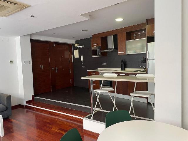 Piso en venta en calle De Bertran, Barcelona, de 59 m² 1 habitación por 395.000