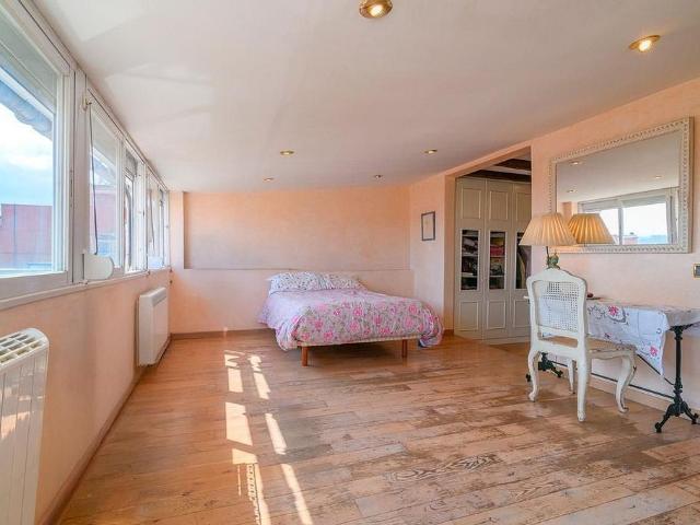 Piso en venta en calle De Bismarck, Barcelona, de 42 m² 1 habitación por 225.000