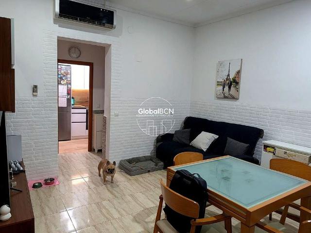 Piso en venta en calle De Bolívia, Barcelona, de 44 m² 2 habitaciones por 225.000