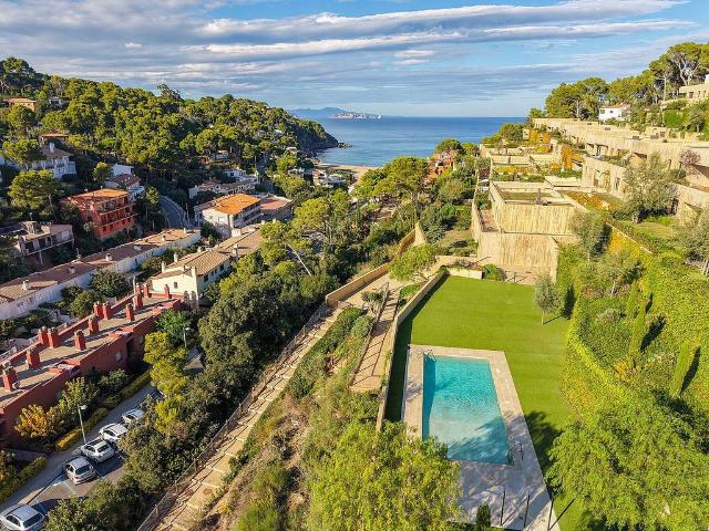 Piso en venta en calle De Bonaventura Carreras, Begur, de 101 m² 3 habitaciones por 775.000