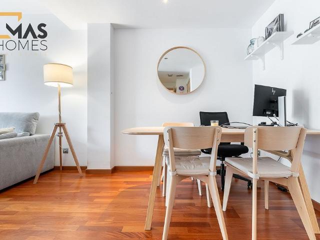 Piso en venta en calle De Breda, Barcelona, de 65 m² 2 habitaciones por 465.000