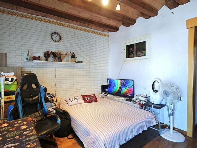 Piso en venta en calle De Bruniquer, Barcelona, de 50 m² 2 habitaciones por 260.000