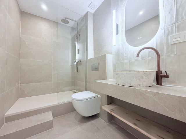 Piso en venta en calle De Bruniquer, Barcelona, de 92 m² 2 habitaciones por 549.000