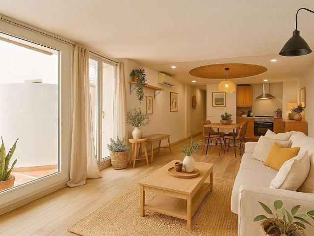 Piso en venta en calle De Brussel·Les, Salou, de 70 m² 2 habitaciones por 175.000