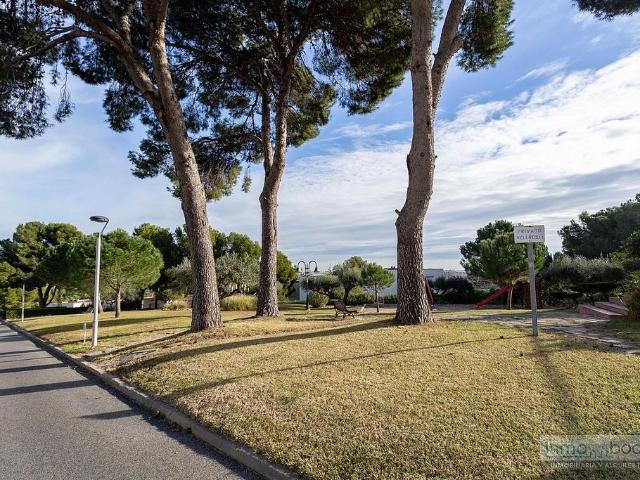 Piso en venta en calle De Cal·Lipolis, Salou, de 60 m² 2 habitaciones por 193.500