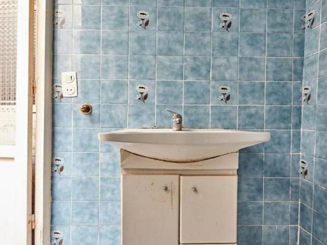 Piso en venta en calle De Calderón de la Barca, Badalona, de 52 m² 2 habitaciones por 108.645
