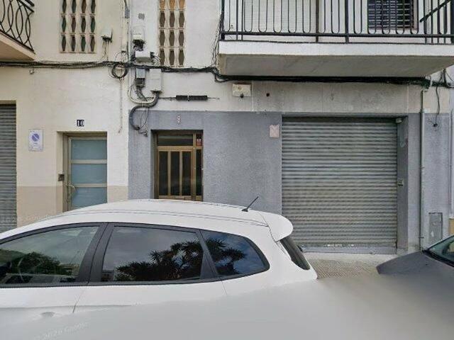 Piso en venta en calle De Calella, Mataró, de 108 m² 4 habitaciones por 243.000