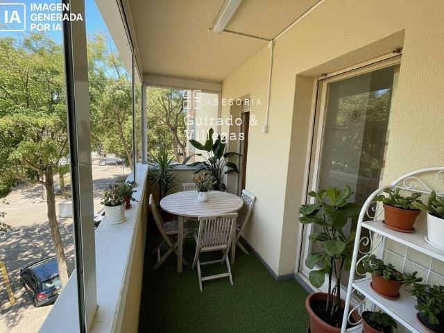 Piso en venta en calle De Cantàbria, Barcelona, de 100 m² 4 habitaciones por 510.000