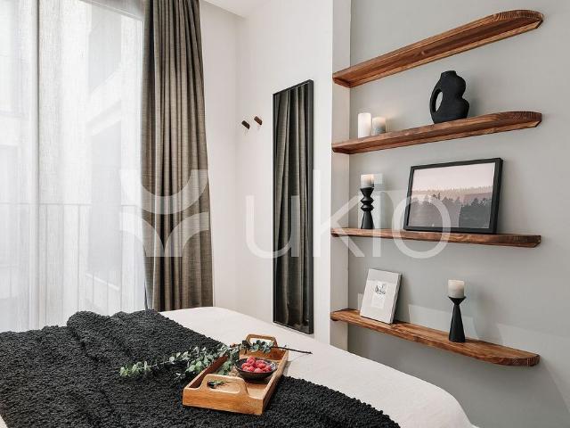 Piso en venta en calle De Casanova, Barcelona, de 70 m² 2 habitaciones por 600.000