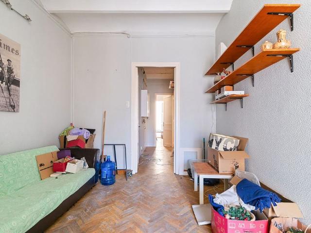 Piso en venta en calle De Castanys, Barcelona, de 74 m² 3 habitaciones por 410.000