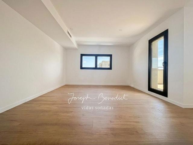 Piso en venta en calle De Castelldefels, Gavà, de 106 m² 3 habitaciones por 749.000