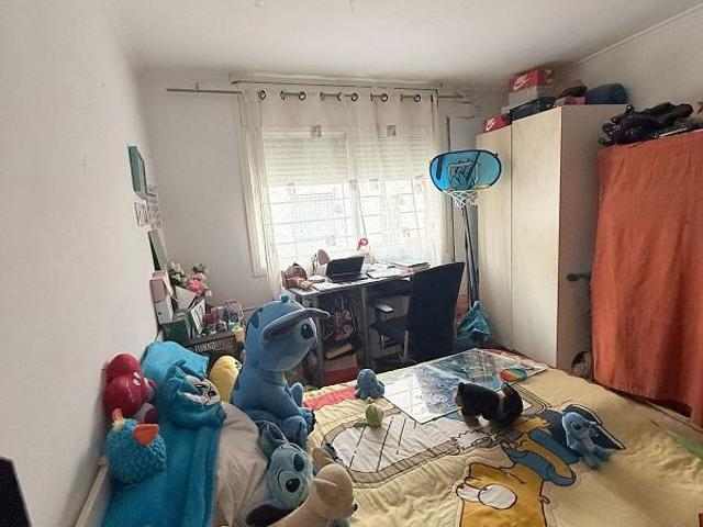 Piso en venta en calle De Carles I, Badalona, de 52 m² 1 habitación por 149.990