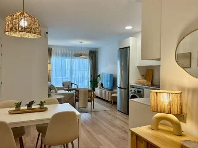 Piso en venta en calle De Cartagena, Barcelona, de 93 m² 4 habitaciones por 630.000