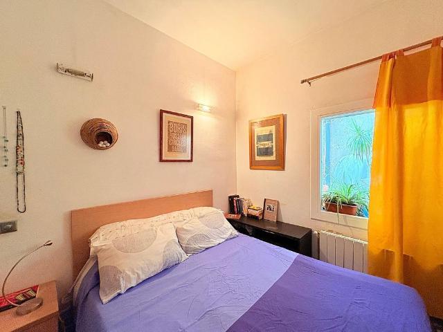 Piso en venta en calle De Chopin, Badalona, de 83 m² 2 habitaciones por 155.000