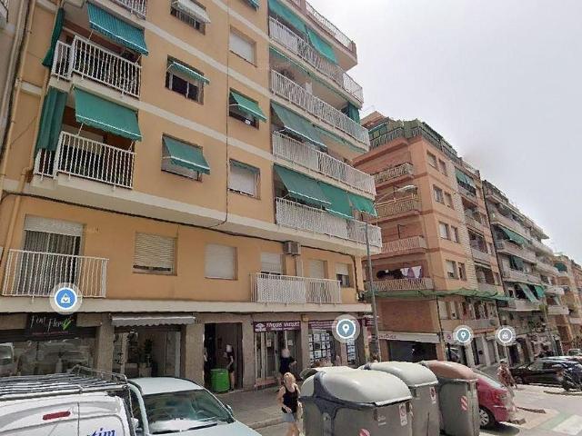 Piso en venta en calle De Coll i Pujol, Badalona, de 59 m² 2 habitaciones por 159.300