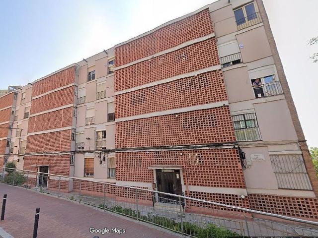 Piso en venta en calle De Costabona, Barcelona, de 58 m² 3 habitaciones por 158.000