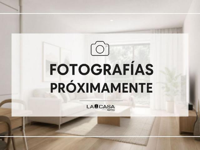 Piso en venta en calle De Cornellà Modern, Cornellà de Llobregat, de 80 m² 4 habitaciones por 254.000