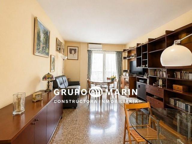Piso en venta en calle De Còrsega, Barcelona, de 96 m² 3 habitaciones por 550.000
