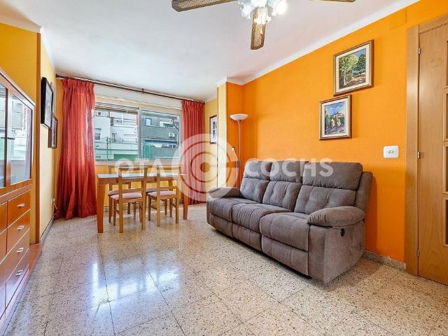 Piso en venta en calle De Cristòfor Colom, Tarragona, de 93 m² 3 habitaciones por 213.000