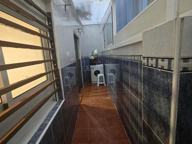 Piso en venta en calle De Duran i Borrell, Barcelona, de 65 m² 3 habitaciones por 230.000