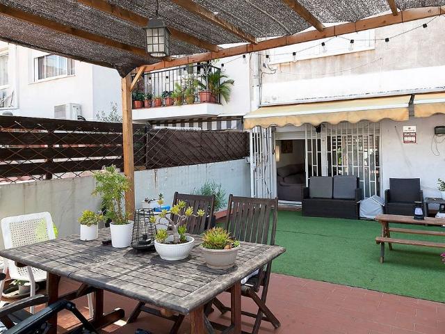 Piso en venta en calle De Dante Alighieri, Barcelona, de 59 m² 2 habitaciones por 319.000