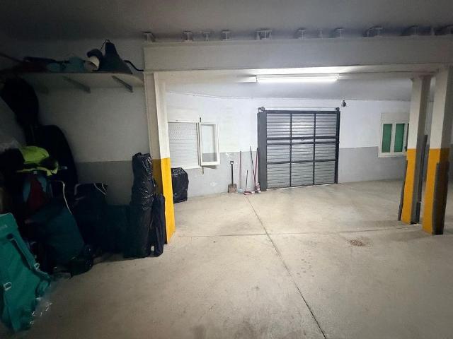 Piso en venta en calle De Felip II, Badalona, de 113 m² 1 habitación por 169.000