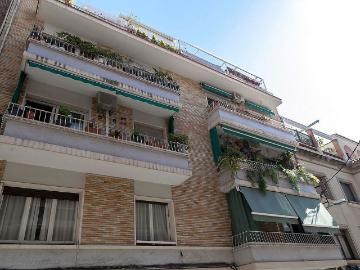 Piso en venta en calle De Ferran Puig, Barcelona, de 65 m² 2 habitaciones por 485.000