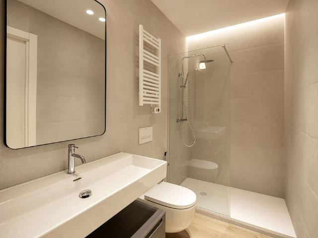 Piso en venta en calle De Floridablanca, Barcelona, de 75 m² 2 habitaciones por 550.000
