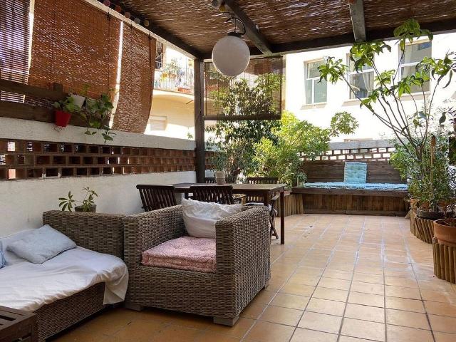 Piso en venta en calle De Fontanella, Barcelona, de 85 m² 3 habitaciones por 720.000