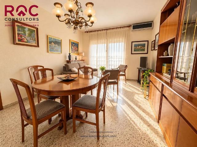 Piso en venta en calle De Francesc Moragas, Manresa, de 95 m² 4 habitaciones por 160.000