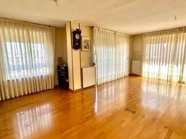 Piso en venta en calle De Guipúscoa, Barcelona, de 85 m² 3 habitaciones por 370.000