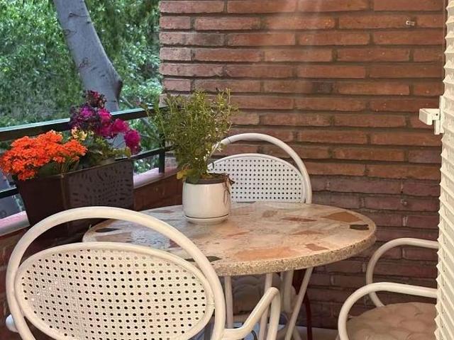 Piso en venta en calle De Guitard, Barcelona, de 70 m² 2 habitaciones por 460.000