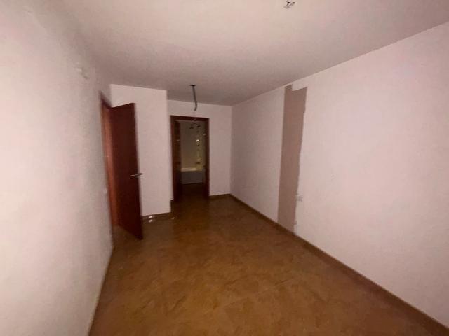 Piso en venta en calle De Galícia, Badalona, de 68 m² 2 habitaciones por 285.200