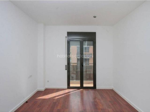 Piso en venta en calle De Gayarre, Roca del Vallès, la, de 61 m² 3 habitaciones por 153.000