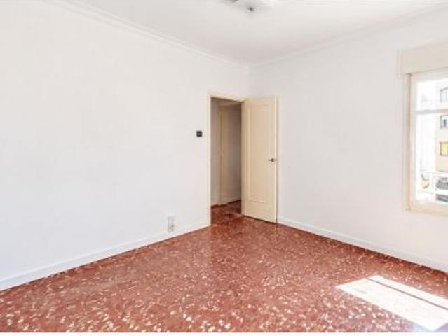 Piso en venta en Calle de Gènova El Guinardó, Barcelona