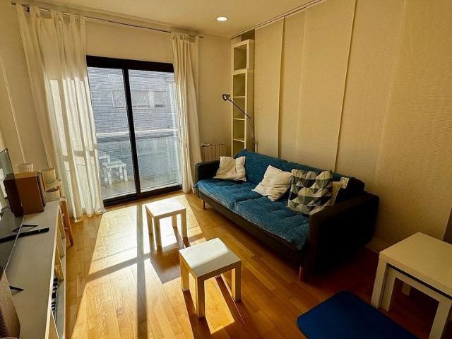 Piso en venta en calle De Goethe, Sabadell, de 56 m² 2 habitaciones por 245.000