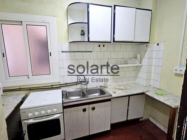 Piso en venta en calle De Graner, Hospitalet de Llobregat, L´, de 56 m² 2 habitaciones por 180.000
