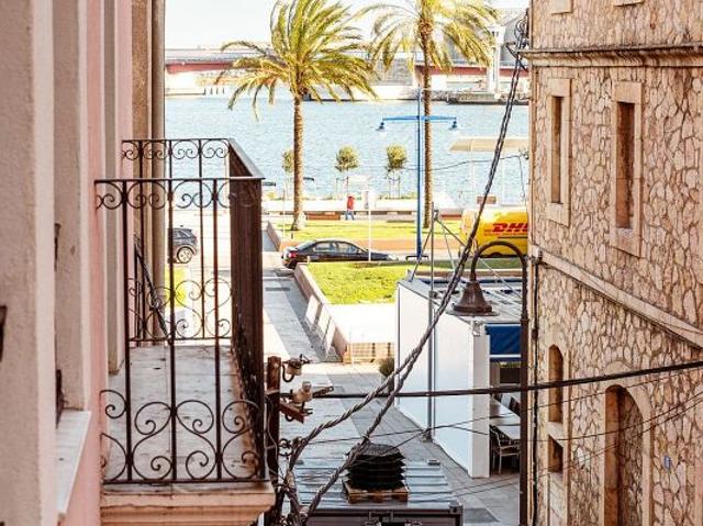 Piso en venta en calle De Gravina, Tarragona, de 73 m² 3 habitaciones por 199.000
