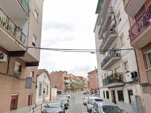 Piso en venta en calle De Juan Ramon Jiménez, Rubí, de 79 m² 3 habitaciones por 82.950