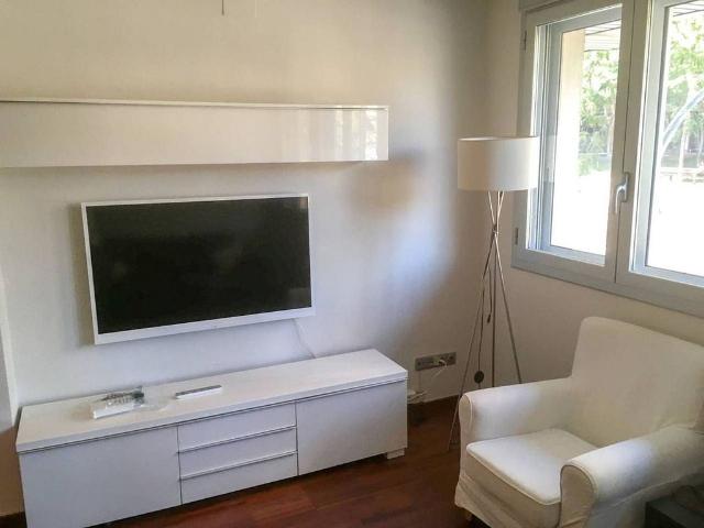 Piso en venta en calle De Jules Verne, Barcelona, de 60 m² 2 habitaciones por 486.000